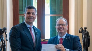 Santiago Peña: «Camilo Pérez sería un lujo para Asunción»