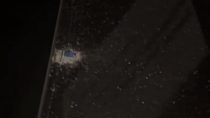 Video: Bus que trasladaba a hinchas de Mineiro fue apedreado y apuntaron a aficionados de Olimpia