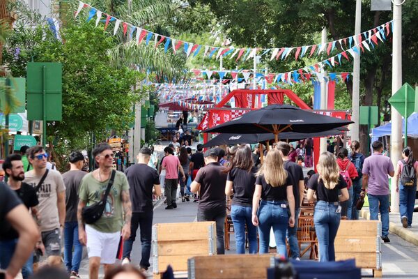 Empleos temporales: 12 mil paraguayos fueron llamados para trabajar por la final sudamericana - trece