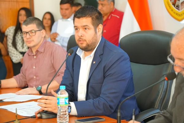 Quintana retiene la presidencia de la Junta de Luque tras acuerdo político ajustado