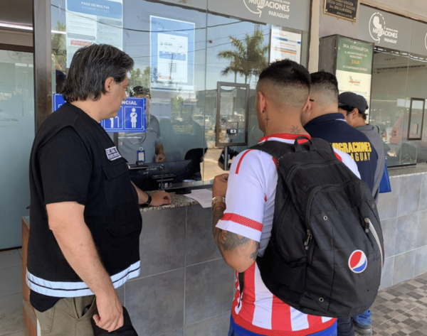 Rechazan ingreso a dos argentinos en Puerto Falcón