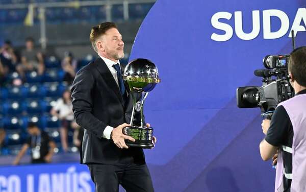 Domínguez aparece con pagos  no justificados en  auditoría - Política - ABC Color