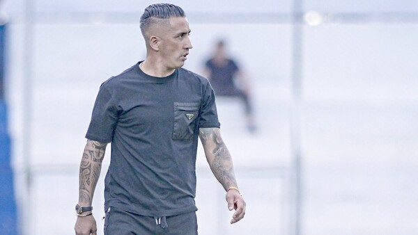 Momento de análisis en Sportivo Luqueño