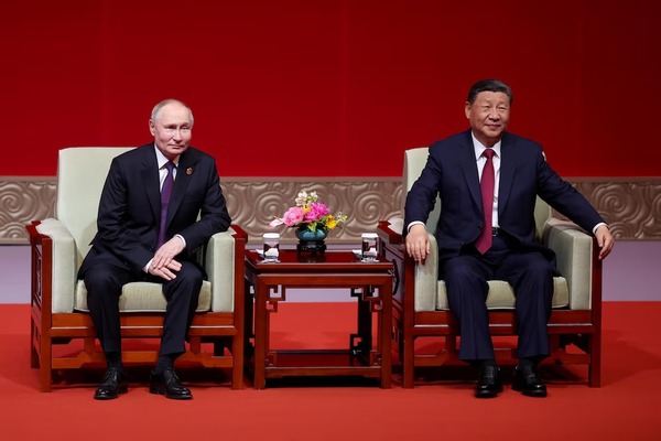 Los regímenes de Rusia y China expresaron su respaldo al dictador Maduro en medio de las tensiones con EEUU - ADN Digital