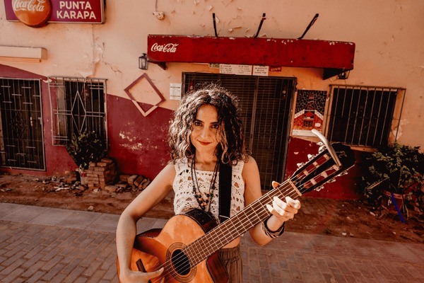 Cierran campaña “¡Quiero vivir así! #SinViolencia” con concierto de Dalma Ferreira y su grupo Bohemia Guaraní - trece