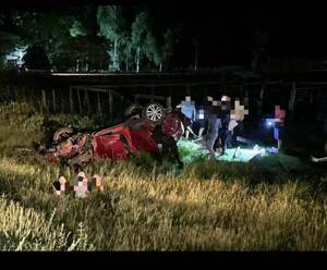 Docente jubilada y su padre pierden la vida en un trágico siniestro vial