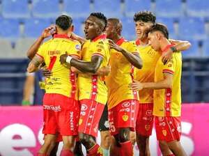 Brian Montenegro convierte en victoria del Aucas - Fútbol Internacional - ABC Color