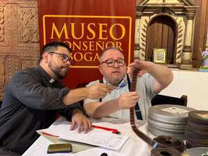 La Arquidiócesis recibe la mayor colección fílmica histórica del Paraguay - Nacionales - ABC Color