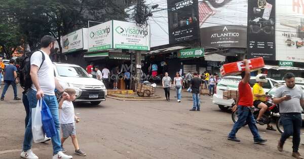 La Nación / Bonanza económica: sector comercio de Ciudad del Este destaca récord en ventas