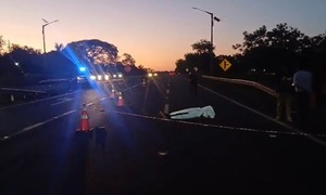 Fatal choque entre camioneta y motocicleta deja un fallecido en Caaguazú - OviedoPress