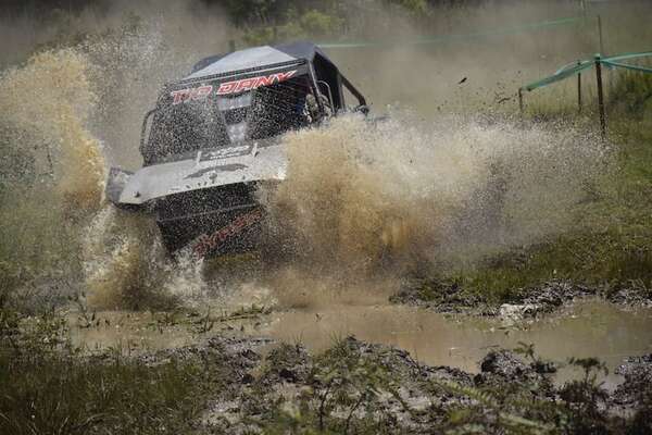 Club Cateura 4x4-Desafío de Campeones: Villamayor-Ocampos vence en Itá - ABC Motor - ABC Color