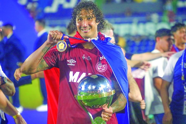 Canale, Figura de Lanús y Sensación en Medios Argentinos