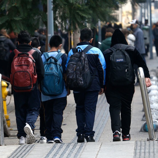 Adelantar las vacaciones de invierno es “una ocurrencia” de Peña - Portal Digital Cáritas Universidad Católica