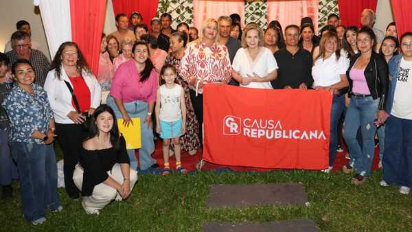 Lilian Samaniego apunta "con firmeza" su nombre para la carrera presidencial de 2028