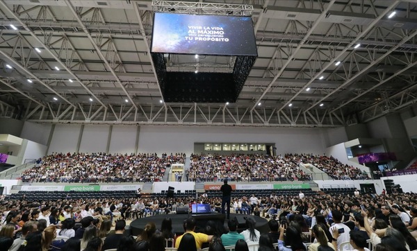 Masiva participación juvenil en Congreso Internacional de Salud Mental