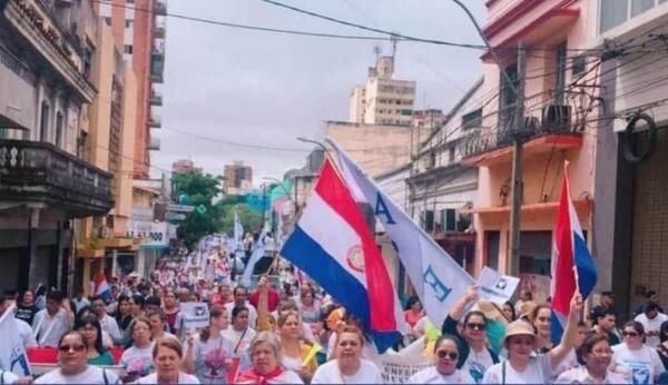 Enfermeras del IPS llevan su reclamo salarial al Congreso