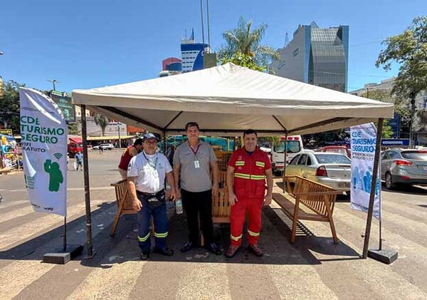 Fundación Tesãi con ambulancias en Black Friday CDE 2025 | DIARIO PRIMERA PLANA