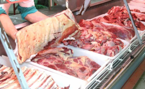 Supermercadistas buscan mantener los precios de la carne, asegura representante del sector