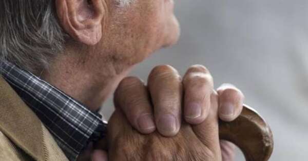 La Nación / Covid: adultos mayores tienen más riesgo de complicaciones por nueva variante