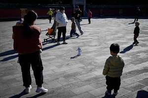 China bate récord con una caminata de su robot humanoide - Mundo - ABC Color