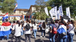 Enfermeras anuncian otra "marea blanca" para denunciar falencias en el sistema de salud pública