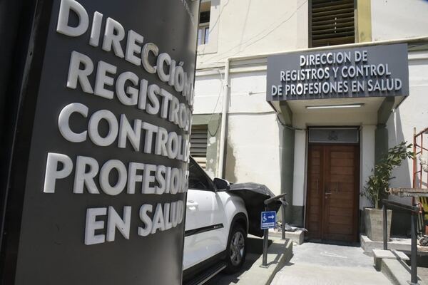 Salud facilita registros profesionales en Itapúa