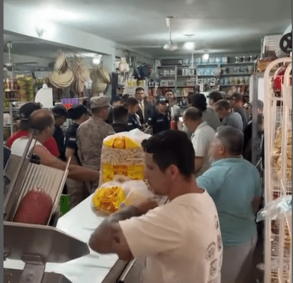 Comerciantes de Alberdi acusan de excesos a interventores de la DNIT durante operativo en verdulería