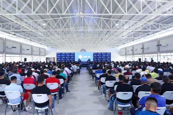 Gran convocatoria en el curso para directores técnicos realizado en el Pabellón Social del CARDIF