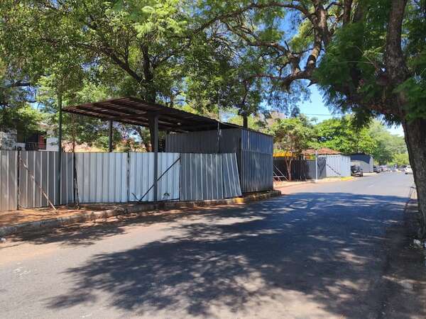 Concierto de Shakira: vallado sobre avenida Quinta alarmó a comerciantes - Nacionales - ABC Color