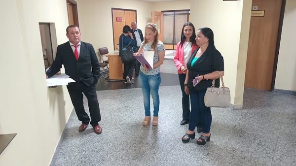 Víctimas de “Mafia de los pagarés” urgen a Diputados a aprobar leyes antes del receso