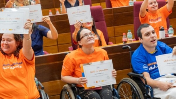 200 personas participaron del Segundo Foro “Mujeres Construyendo Inclusión”