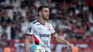 Raúl Cáceres está para volver a un equipo grande de Paraguay