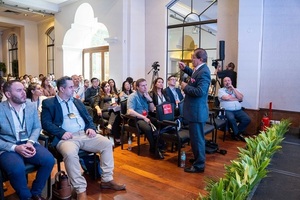 Jornada científica fortalece respuesta a emergencias obstétricas