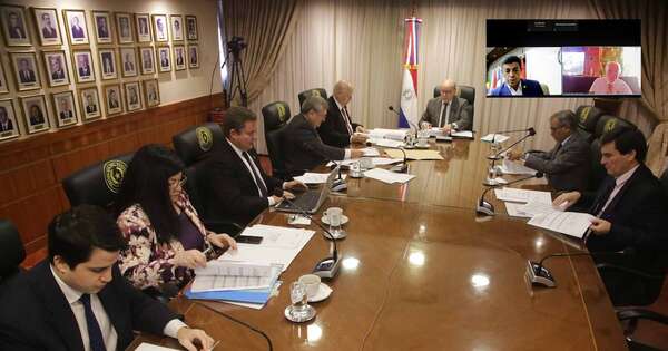 La Nación / Corte no confirmó en el cargo a fiscal que pidió leve sanción para procesados por mega deforestación en Chaco