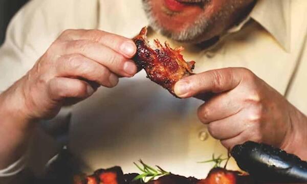 Popular / Le llegó la muerte okaru aja: Se atragantó