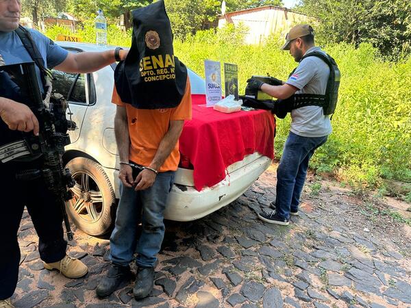 Popular / Traficaban el "purete" en taxi
