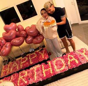 Así saludó Julio Enciso a su esposa cumpleañera: “Celebro tu vida con el corazón lleno de gratitud” - Gente - ABC Color