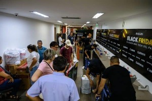 CDE recibió más de 3.000 visitantes durante el Black Friday 2025 - La Tribuna