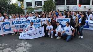 Enfermeras tomarán las calles para denunciar escasez de medicamentos