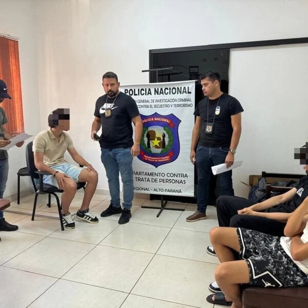 Adolescente inventa viaje al Brasil para sacarle dinero a su abuela