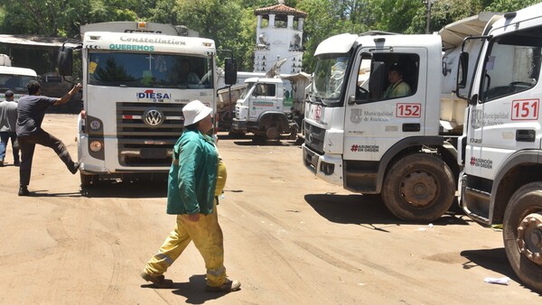 Crisis de la basura: G. 8.000 millones al mes van para más de 1.500 funcionarios de Servicios Urbanos