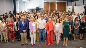 Peña en foro por 25N: “Paraguay le debe su existencia a las mujeres”