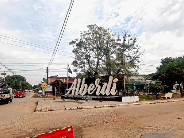 Tras malentendido resuelto con la DNIT, Alberdi pide una costanera para Impulsar su «renacer comercial»