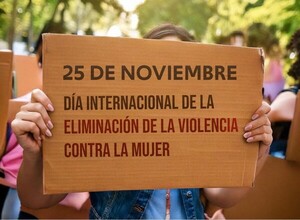 Asunción se moviliza en una jornada de reflexión y reclamos por el 25-N