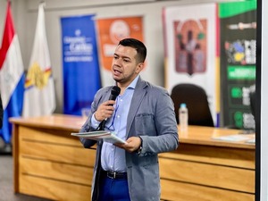 Diego Aquino desmiente rumores y reafirma su precandidatura a la Intendencia de Encarnación