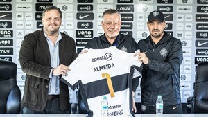 Olimpia Confirma la Salida de Ever Hugo Almeida e Inicia un "Nuevo Proceso" de Cara al 2026