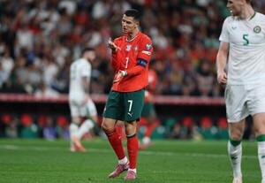 Ronaldo podrá jugar primer partido del Mundial 2026 pese a tarjeta roja