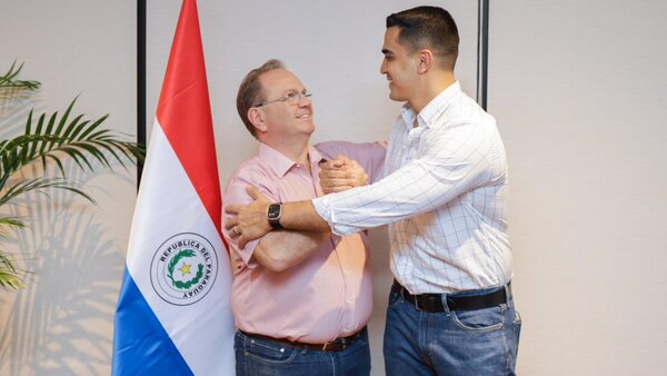 Luifer Bernal baja su candidatura y el cartismo ya se perfila a oficializar a Camilo Pérez