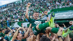 Walter Clar: Goleador y presencia completa