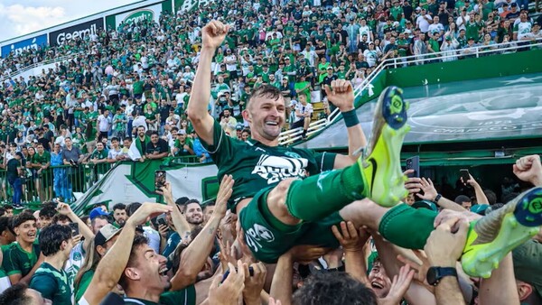 Walter Clar: Goleador y presencia completa